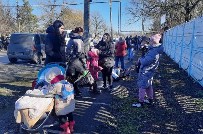 "Біженців" з ОРДЛО хочуть розміщувати в Тюменській області РФ