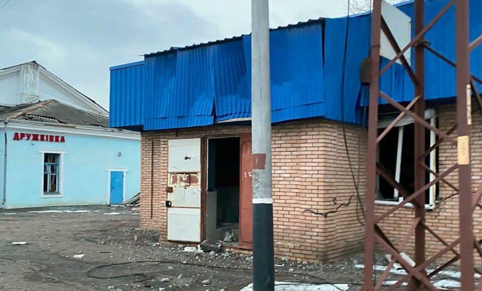 Полиция Донетчины показала последствия обстрелов Дружковки со стороны оккупантов РФ (фото)