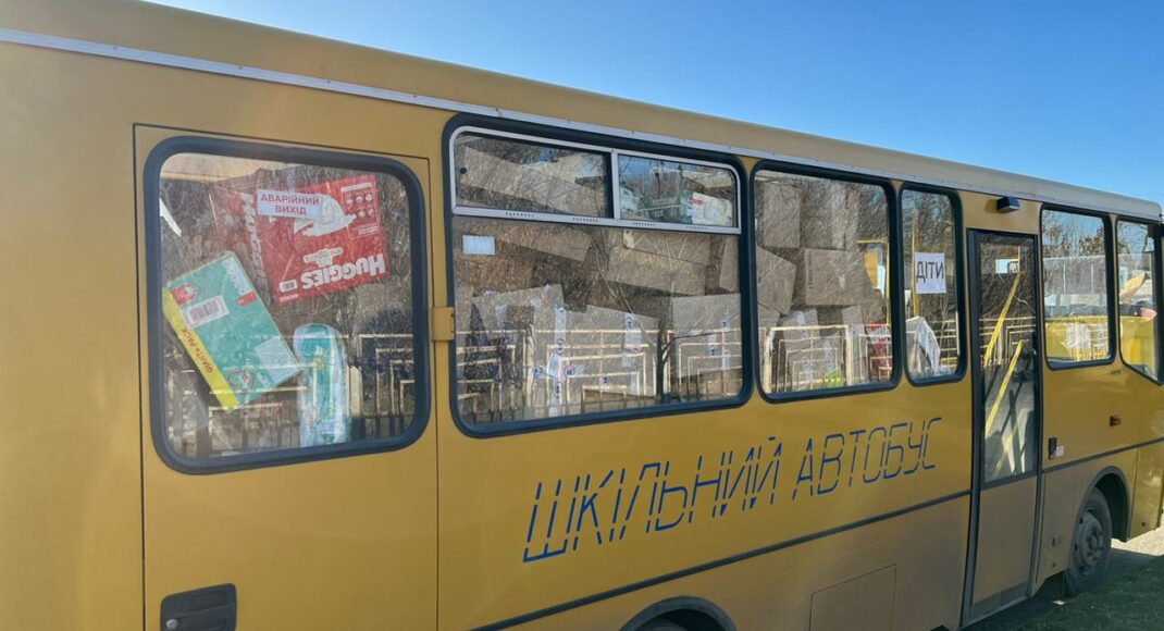 Нова колона з гуманітарною допомогою вирушила в Бердянськ для евакуації маріупольців Запоріжжя (відео)