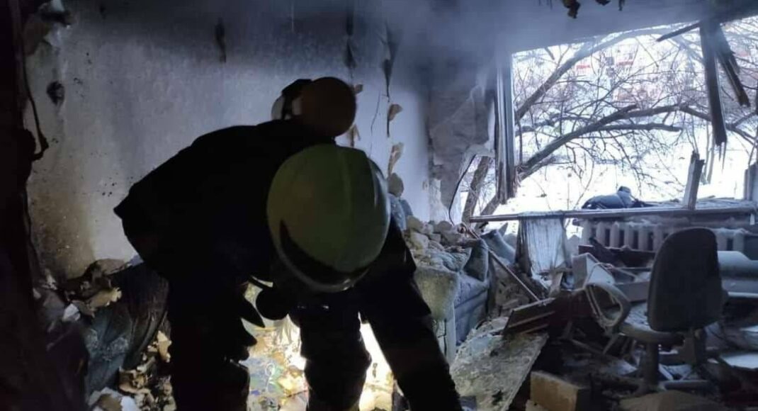 Спасатели ГСЧС в зоне ООС осуществили 34 выезда на ликвидацию последствий боевых действий за сутки
