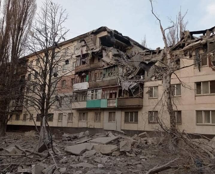 Рашисти обстріляли Лисичанськ, є жертви