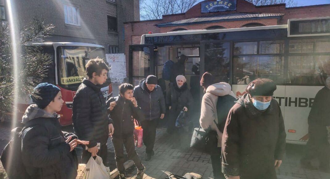 Полиция Донетчины проинформировала о результатах эвакуации жителей из прифронтовых городов региона (фото)