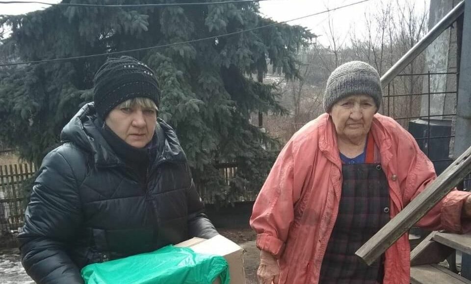 По громадам Донетчины распределили боле 20 тыс. продуктовых наборов помощи от Минсоцполитики