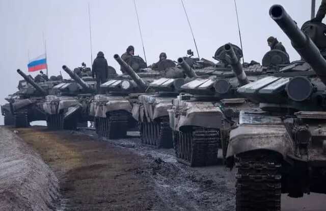 Россия круглосуточно перебрасывает технику из Мариуполя в направлении Донецка, - Андрющенко