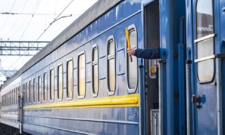 Завтра з Краматорська вирушить низка евакуаційних поїздів (список)