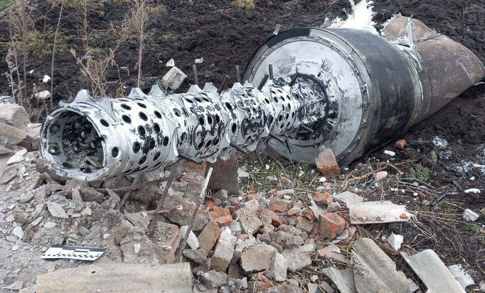 Покровську громаду силами ДСНС очистили від майже 60 боєприпасів після обстрілів