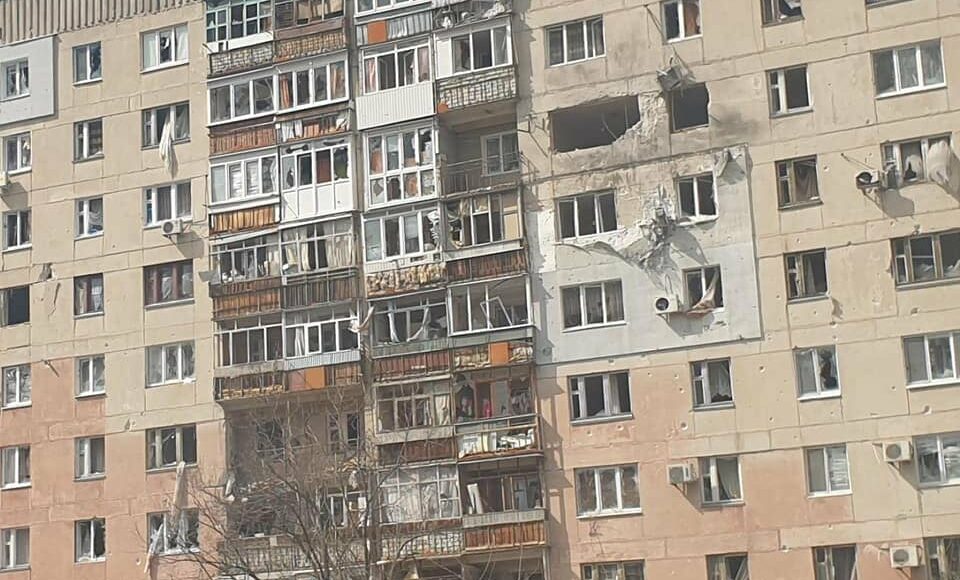 На Луганщині росіяни 81 раз обстріляли міста і села (відео)