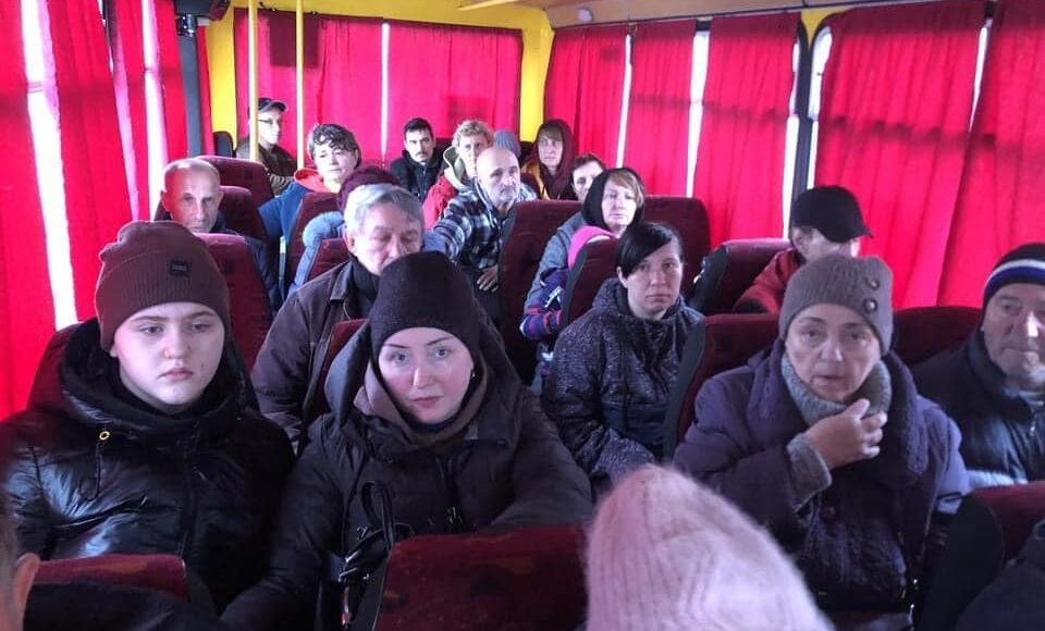 Из городов Луганщины сегодня будут проводить эвакуацию: места сбора