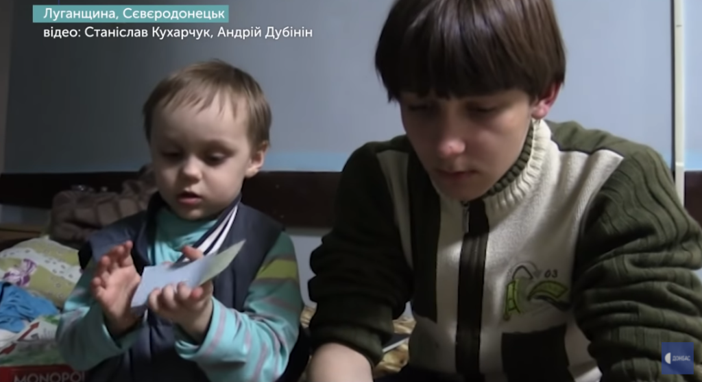 На Луганщине украинские военные помогли эвакуировать в Полтаву двух братьев из-под обстрелов рф (видео)
