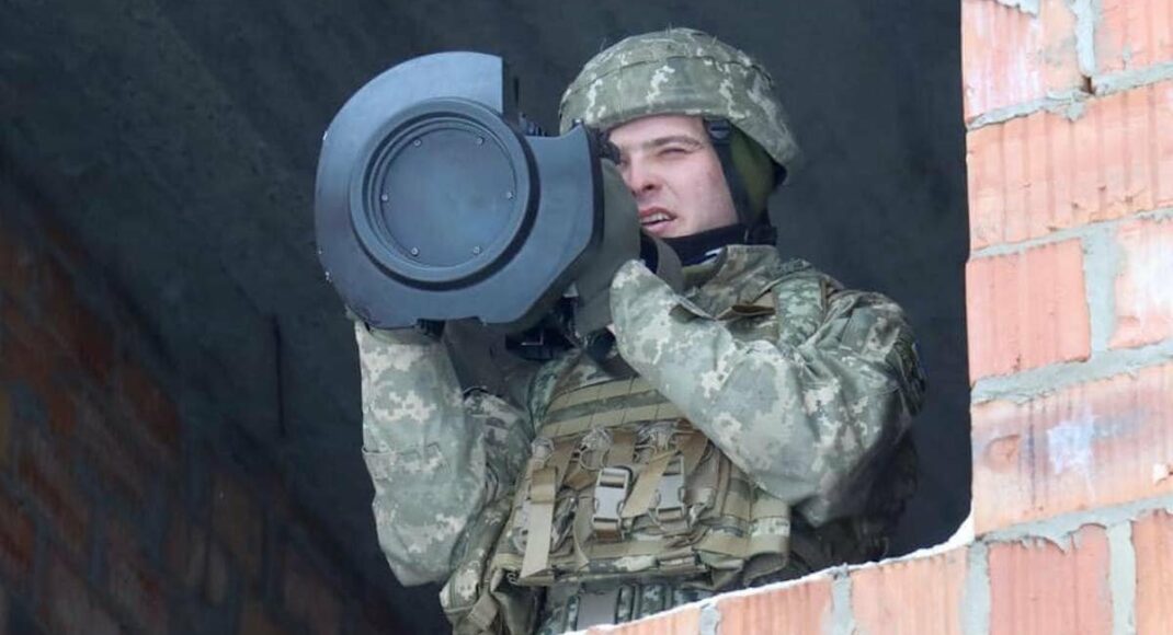 На Донецькому напрямку війська рф зосередили зусилля на захопленні п'яти міст
