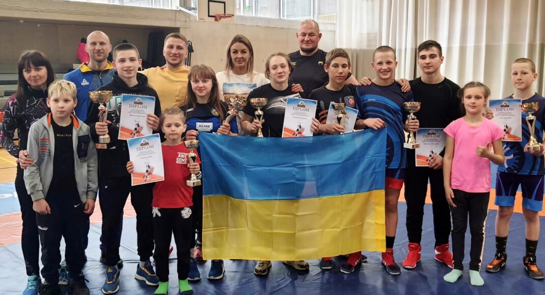 Юні борці з Донеччини здобули "золото" і "срібло" на турнірі в Естонії