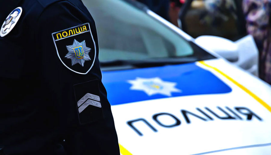 У Сєвєродонецьку поліцейські допомогли з госпіталізацією літньої жінки (відео)