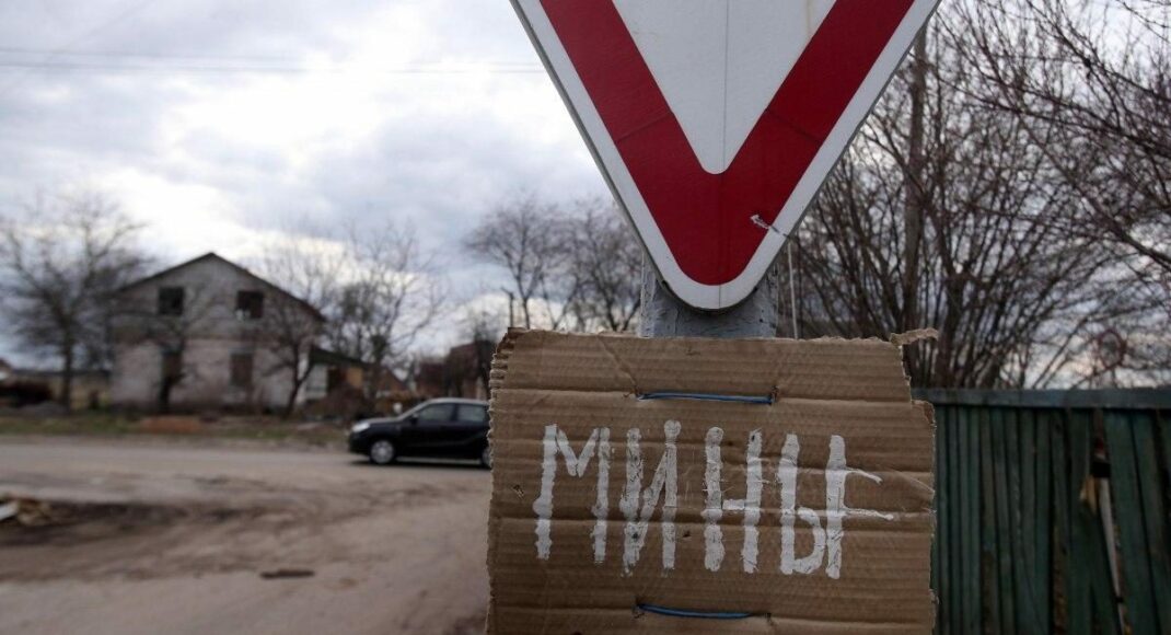 Дорога Северодонецк - Бахмут до сих пор простреливается россиянами, — Гайдай (видео)
