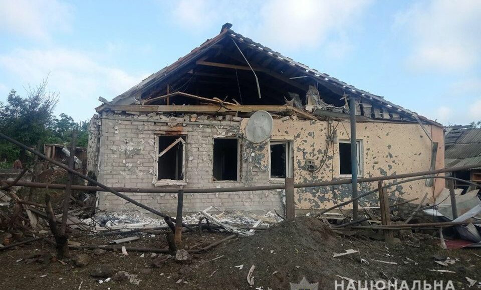 Окупанти за добу обстріляли 14 населених пунктів на Донеччині (фото)