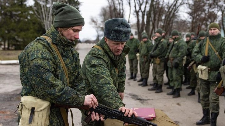 В окупованому Луганську працюватиме російський центр спецпідготовки "воин", — ОВА