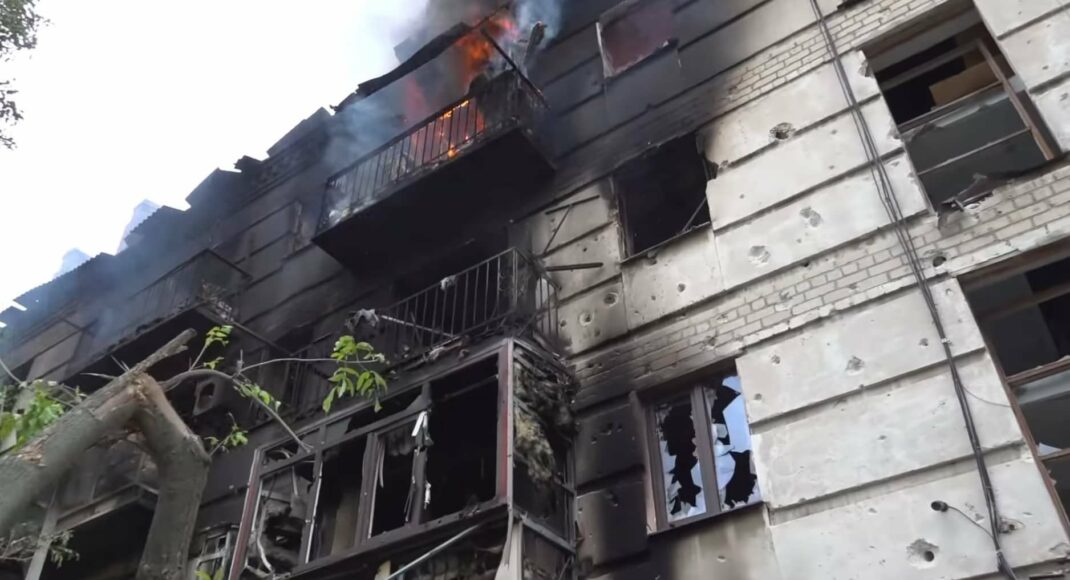 У Сєвєродонецьку 15 тис. осіб знаходяться в бомбосховищах, в місті - 70% руйнувань