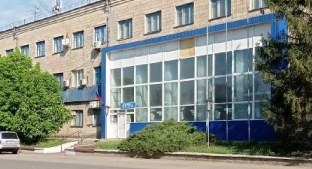 "Непритомніли та сварилися": як у Старобільську видають рашистські "пенсії"