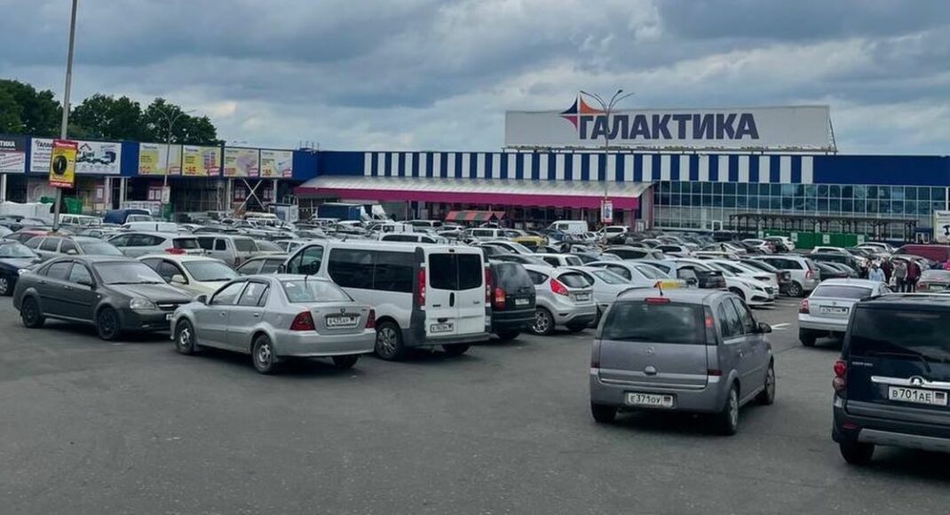 Гривну занижают, воду обещают. Чем живет оккупированный Донецк