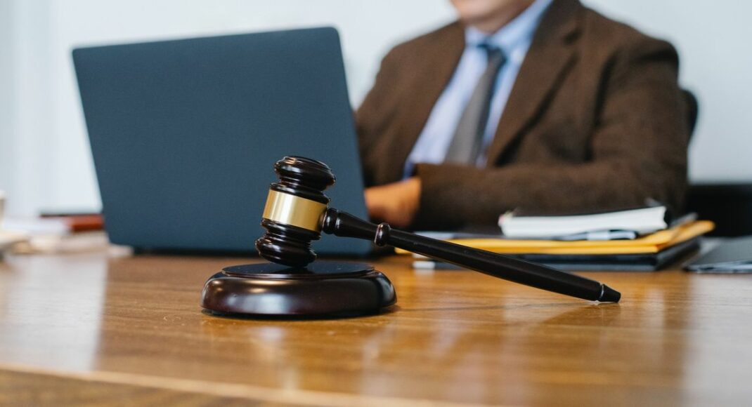 Заочно судитимуть двох колаборантів з Маріуполя: загрожує до 10 років тюрми