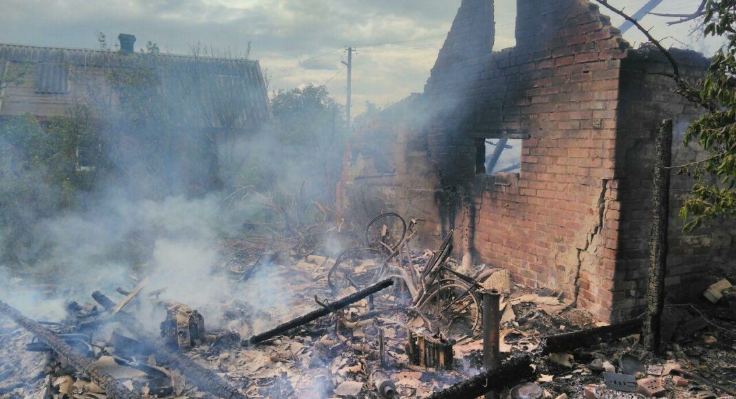 На Донетчине враг обстрелял 13 населенных пунктов, убив 5 мирных жителей