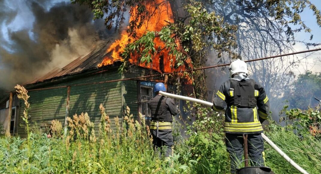 Окупанти зруйнували ще шість будинків на Луганщині