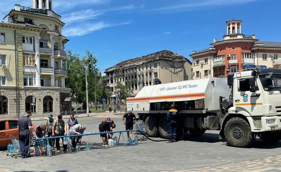 Окупанти в Маріуполі почали торгівлю розкраденою гуманітаркою, - Андрющенко