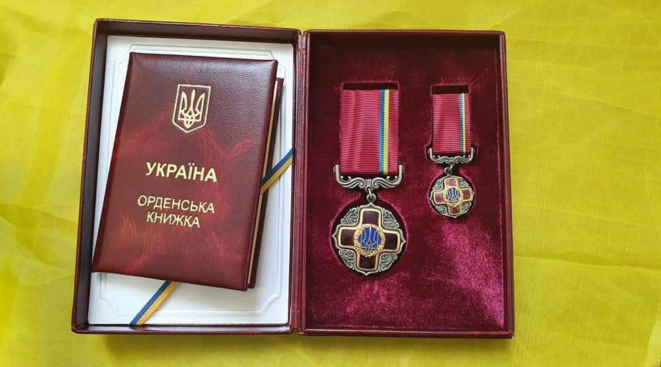 Зеленский отметил двух журналистов Луганщины государственными наградами