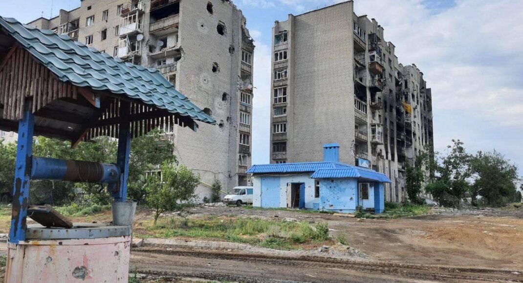Рашисти інтенсивно застосовують бойову авіацію та артилерію, — Гайдай про ситуацію на Луганщині