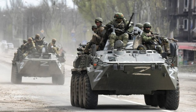 Російські військові перекидають техніку на північ Донецької області, - Андрющенко (відео)