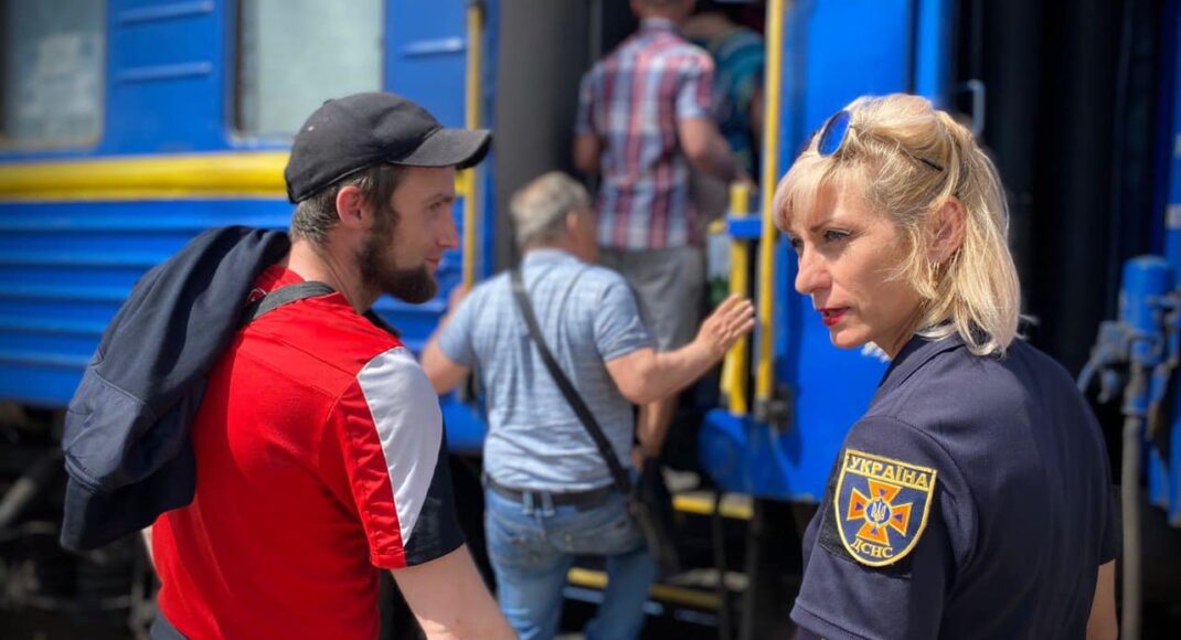 З початку війни рятувальники ДСНС евакуювали близько 1,9 мільйона людей