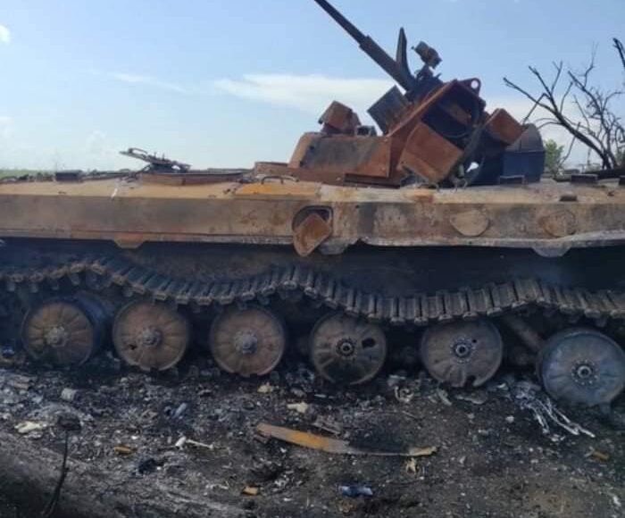 Десантники ЗСУ знищили колону російських КамАЗів з боєприпасами та пальним