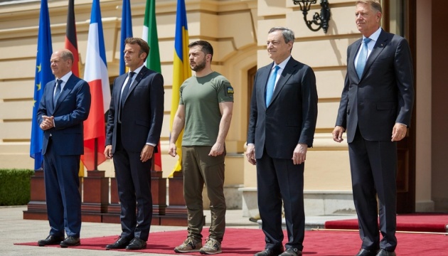 Зеленський розповів про зустріч з Макроном, Шольцем, Драгі та Йоханнісом