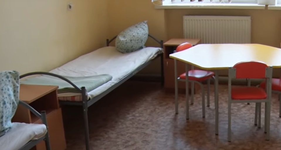 В окупованому Щасті "ремонтують" лікарню, яку Україна реконструювала до приходу росіян