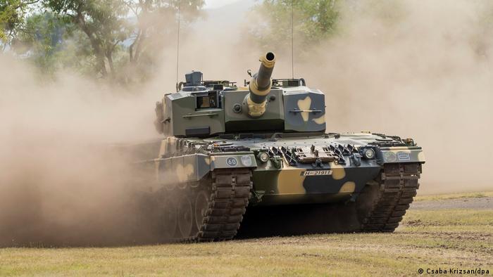 В парламенте Финляндии призвали начать передачу Украине танков Leopard 2