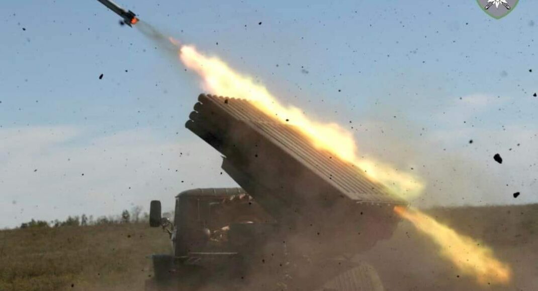 ВСУ отбили атаки врага на нескольких направлениях в Донецкой области, нанесли ответные удары
