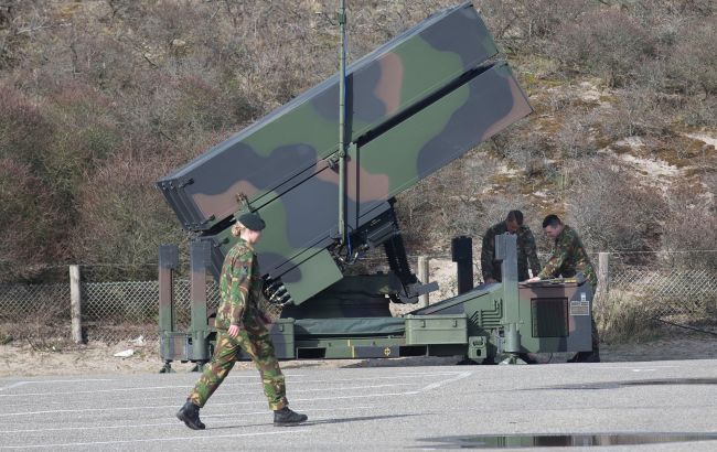 Норвегия передает Украине две установки NASAMS и тысячу дронов Black Hornet