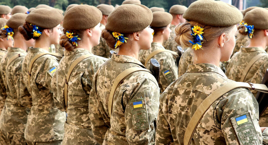 Зеленський підписав закон про добровільний військовий облік для жінок
