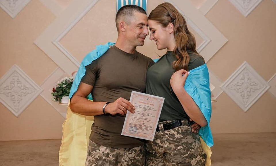 Одруження під час війни: скільки пар на Донеччині створили сім'ю у 2023 році