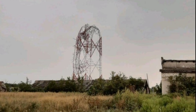 Российские захватчики уничтожили телебашню в Камышевахе на Луганщине