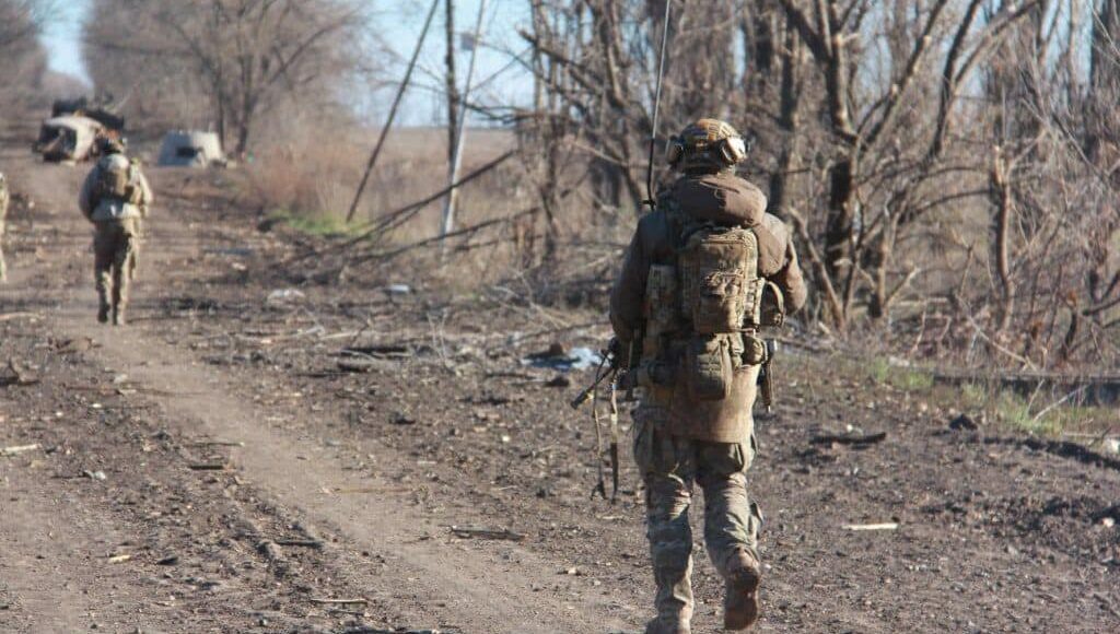 Розбита і завалена трупами рашистів: стало відомо, як виглядає нещодавно звільнена луганська Макіївка (фото)