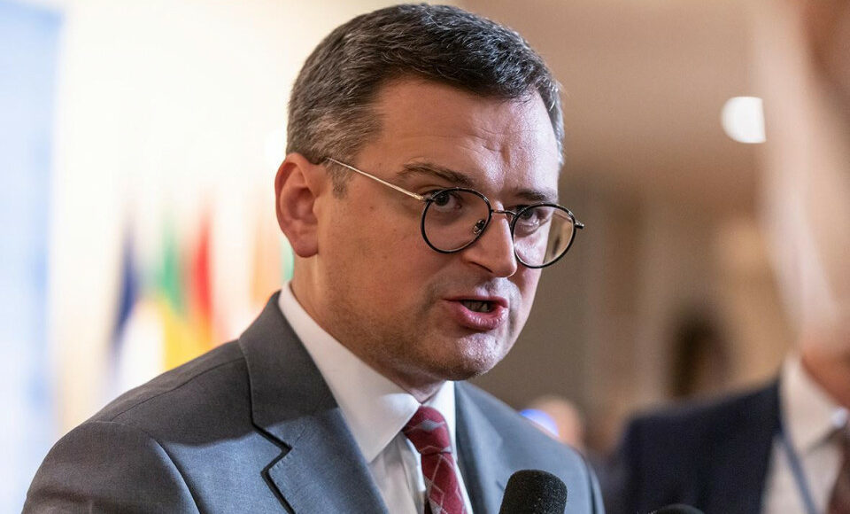 Украина не будет вести переговоры с рф, пока не станет намного сильнее на поле боя, — Кулеба