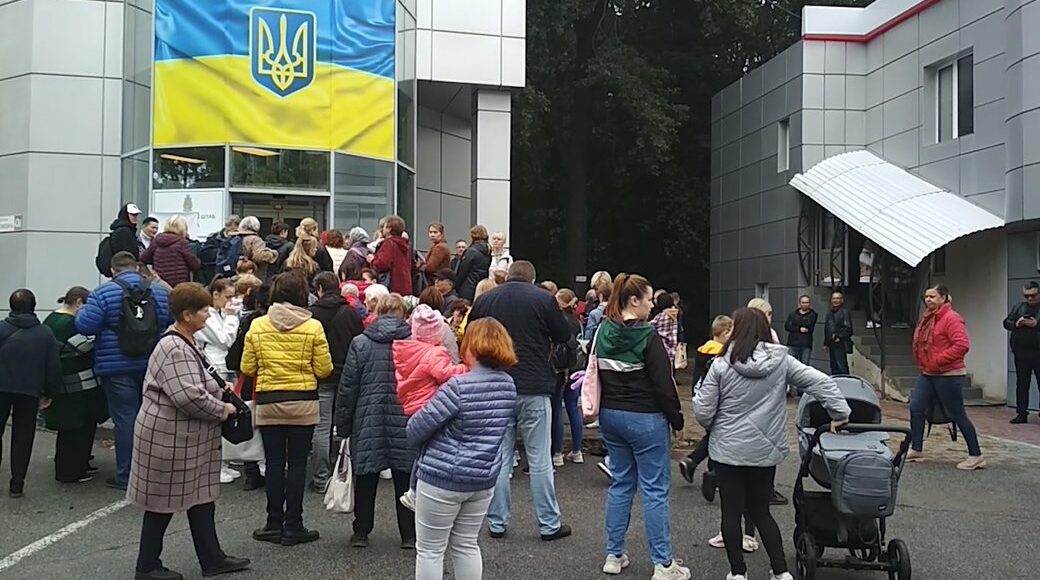 На Житомирщині відкрили хаби для переселенців з Луганщини, - Луганська ОВА