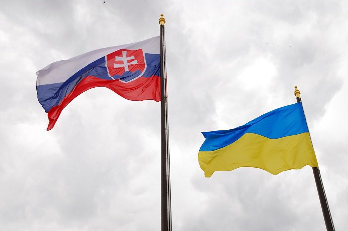 Словаччина має намір виробляти боєприпаси для України, - МЗС
