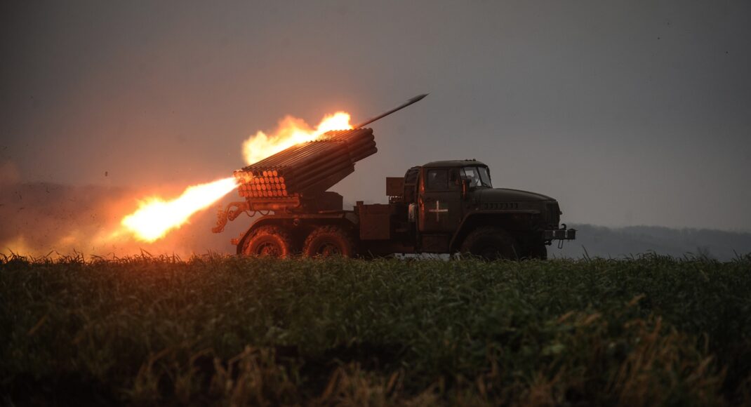 Россияне в нескольких километрах от Авдеевки, - военкор