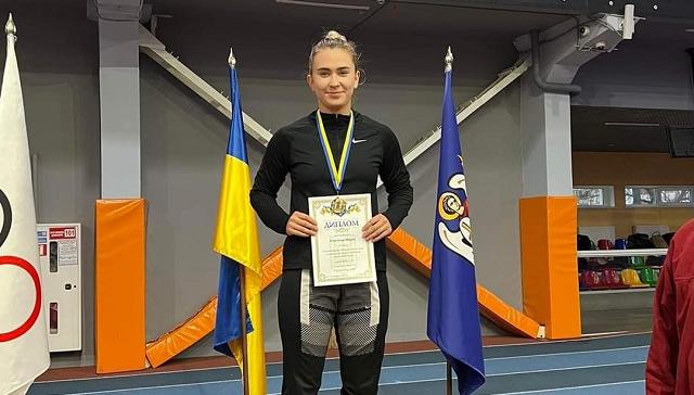 Спортсменка из Константиновки получила награду на чемпионате по легкой атлетике в Киеве (фото)