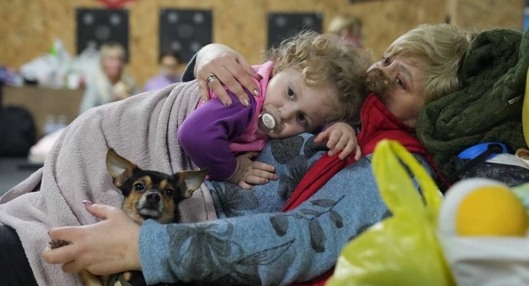 "6 тисяч людей на обидва приміщення": як виживало одне з найбільших бомбосховищ під час блокади у Маріуполі