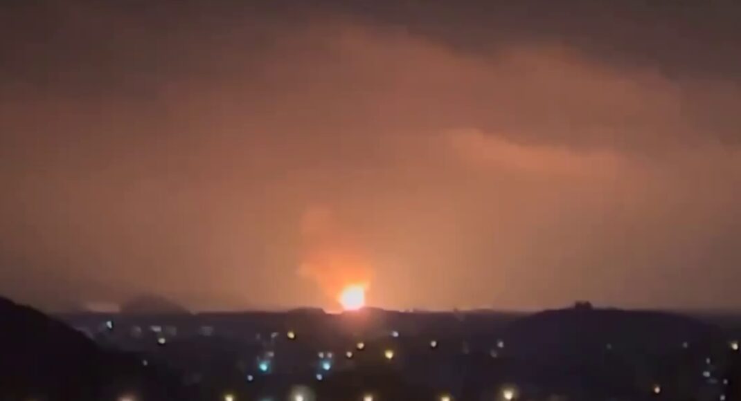 В оккупированной Макеевке горит магистральный газопровод: фото, видео