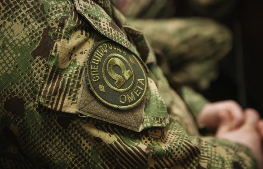 На Донетчине бойцы отряда спецназначения НГУ "Омега" уничтожили танк и БМП россиян (видео)
