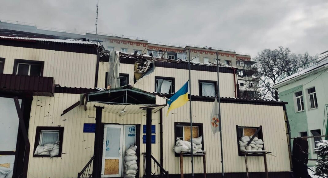 Рашисти зруйнували пожежну частину в Бахмуті (фото)