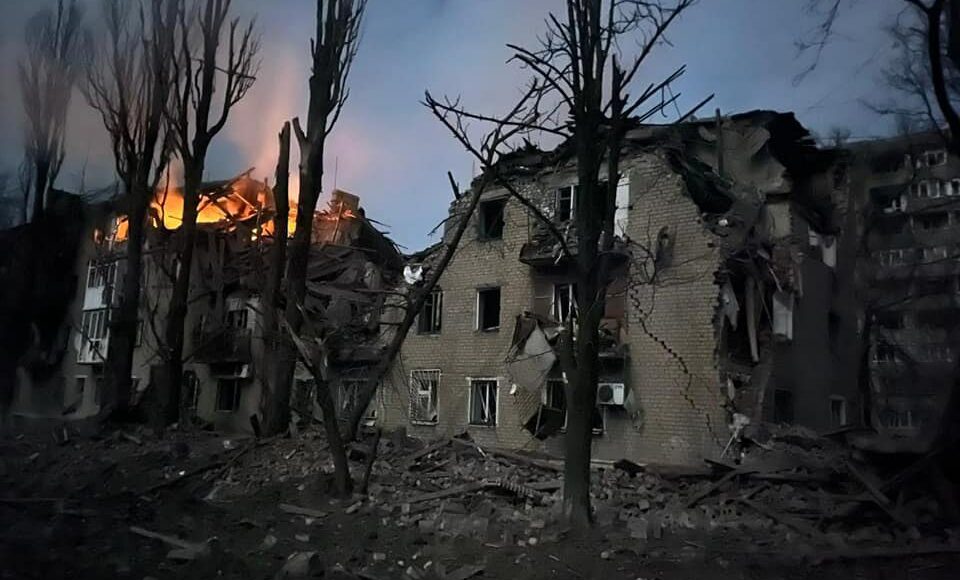 Вечером россияне обстреляли из "Торнадо" Константиновку - ранили 2 человека